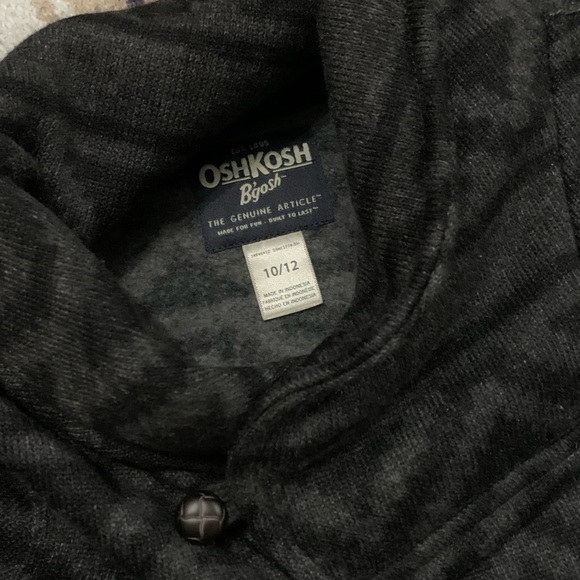 Boys Aztec print pullover - Picture 2 of 2